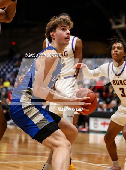 Thumbnail 3 in Olentangy Liberty vs Reynoldsburg (OHSAA D1 Regional Final) photogallery.