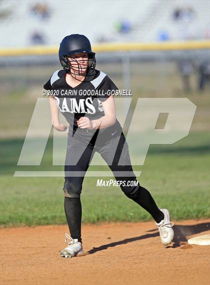 Thumbnail 2 in Havelock Softball (Extending the Season) photogallery.