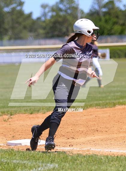 Thumbnail 3 in Havelock Softball (Extending the Season) photogallery.