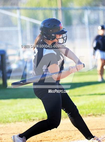 Thumbnail 2 in Havelock Softball (Extending the Season) photogallery.