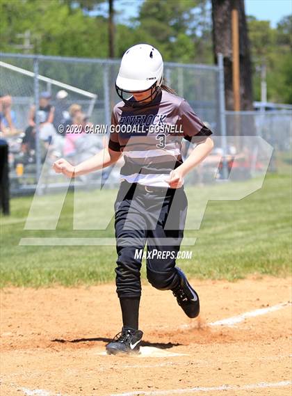 Thumbnail 3 in Havelock Softball (Extending the Season) photogallery.