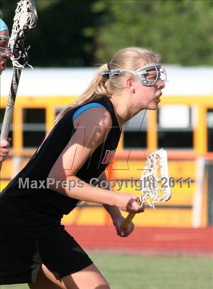 Thumbnail 1 in Hazelwood West vs. Visitation Academy  photogallery.