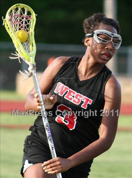 Thumbnail 1 in Hazelwood West vs. Visitation Academy  photogallery.