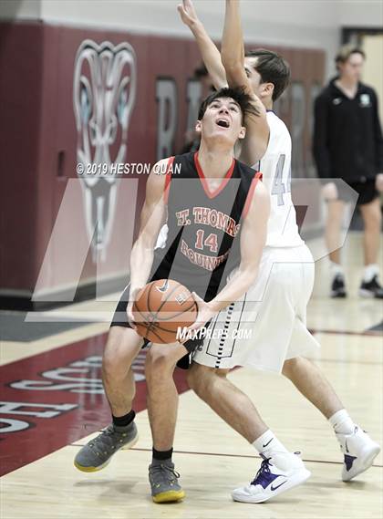 Thumbnail 2 in Spring Creek vs St. Thomas Aquinas - Canada (Rancho Mirage Holiday Invitational) photogallery.