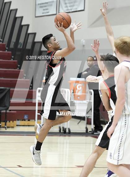 Thumbnail 2 in Spring Creek vs St. Thomas Aquinas - Canada (Rancho Mirage Holiday Invitational) photogallery.