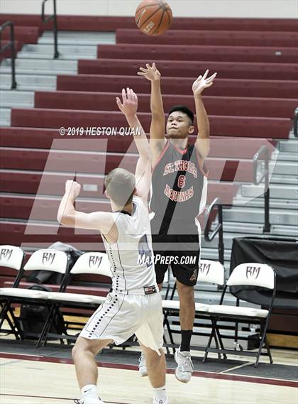 Thumbnail 3 in Spring Creek vs St. Thomas Aquinas - Canada (Rancho Mirage Holiday Invitational) photogallery.