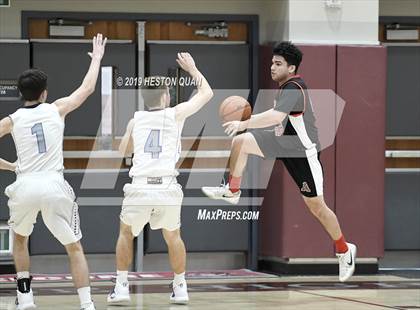 Thumbnail 2 in Spring Creek vs St. Thomas Aquinas - Canada (Rancho Mirage Holiday Invitational) photogallery.