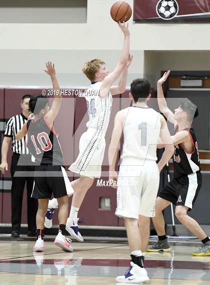 Thumbnail 3 in Spring Creek vs St. Thomas Aquinas - Canada (Rancho Mirage Holiday Invitational) photogallery.