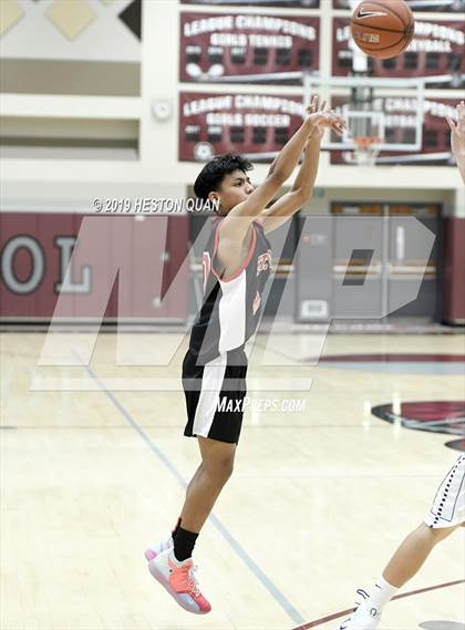 Thumbnail 3 in Spring Creek vs St. Thomas Aquinas - Canada (Rancho Mirage Holiday Invitational) photogallery.