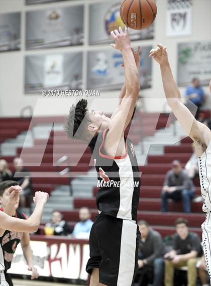 Thumbnail 3 in Spring Creek vs St. Thomas Aquinas - Canada (Rancho Mirage Holiday Invitational) photogallery.