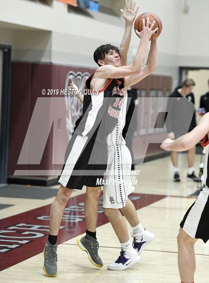 Thumbnail 1 in Spring Creek vs St. Thomas Aquinas - Canada (Rancho Mirage Holiday Invitational) photogallery.