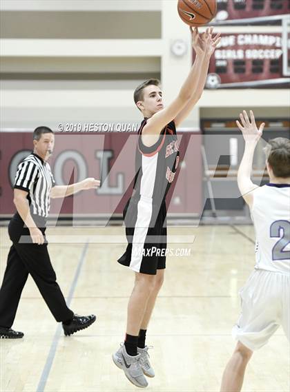 Thumbnail 3 in Spring Creek vs St. Thomas Aquinas - Canada (Rancho Mirage Holiday Invitational) photogallery.