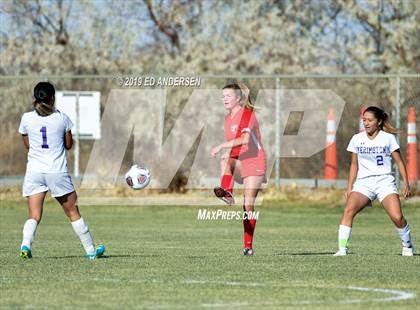 Thumbnail 3 in Truckee vs. Yerington (NIAA 3A Northern Region Playoff) photogallery.