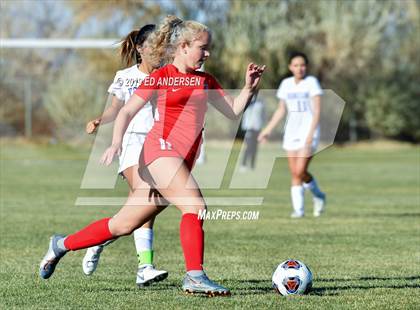 Thumbnail 3 in Truckee vs. Yerington (NIAA 3A Northern Region Playoff) photogallery.