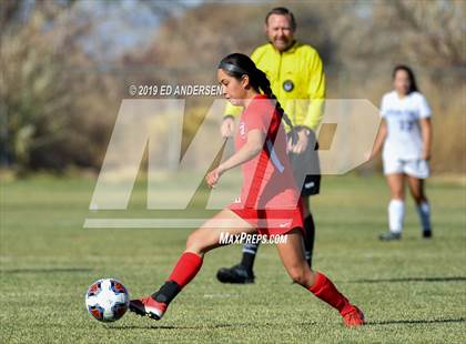 Thumbnail 3 in Truckee vs. Yerington (NIAA 3A Northern Region Playoff) photogallery.