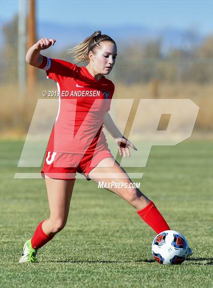 Thumbnail 1 in Truckee vs. Yerington (NIAA 3A Northern Region Playoff) photogallery.