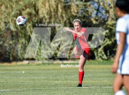 Thumbnail 2 in Truckee vs. Yerington (NIAA 3A Northern Region Playoff) photogallery.