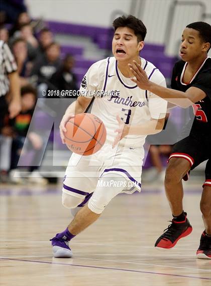 Thumbnail 3 in Martin [James] vs. Paschal photogallery.