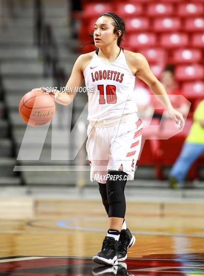 Thumbnail 3 in Bushland vs. Levelland (UIL 4A Regional Quarterfinal) photogallery.