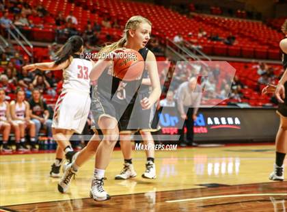 Thumbnail 2 in Bushland vs. Levelland (UIL 4A Regional Quarterfinal) photogallery.