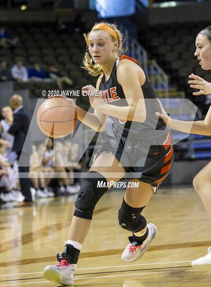 Thumbnail 1 in Ryle vs Notre Dame (Ninth Region Championship) photogallery.