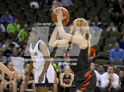 Thumbnail 3 in Ryle vs Notre Dame (Ninth Region Championship) photogallery.
