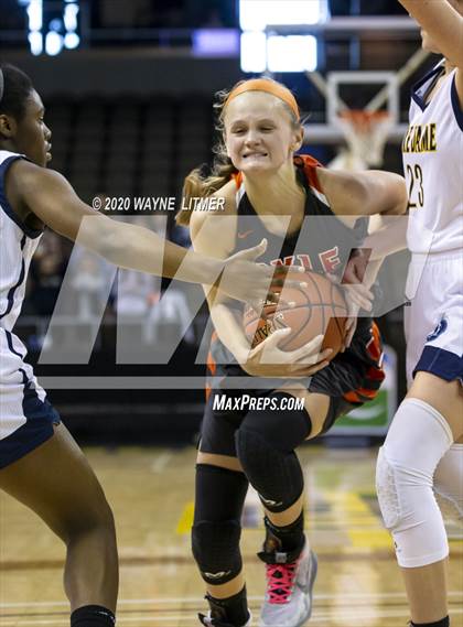 Thumbnail 2 in Ryle vs Notre Dame (Ninth Region Championship) photogallery.