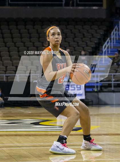 Thumbnail 2 in Ryle vs Notre Dame (Ninth Region Championship) photogallery.