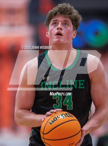 Thumbnail 2 in Needles vs. Incline (NIAA 2A Final) photogallery.