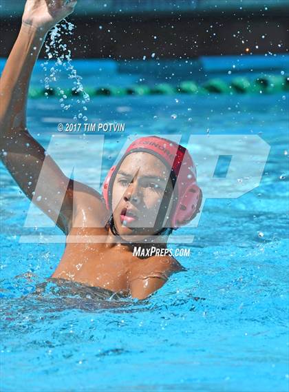 Thumbnail 3 in JV: Redlands vs Elsinore photogallery.