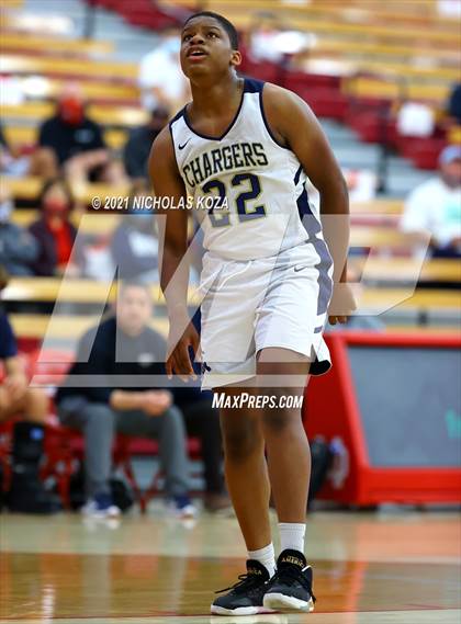Thumbnail 1 in San Juan Hills vs. Dos Pueblos (Mater Dei Extravaganza) photogallery.