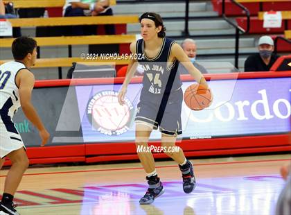 Thumbnail 1 in San Juan Hills vs. Dos Pueblos (Mater Dei Extravaganza) photogallery.