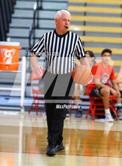 Thumbnail 3 in San Juan Hills vs. Dos Pueblos (Mater Dei Extravaganza) photogallery.