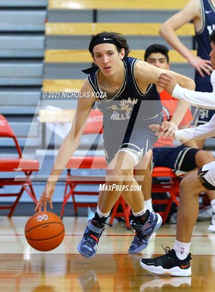 Thumbnail 2 in San Juan Hills vs. Dos Pueblos (Mater Dei Extravaganza) photogallery.