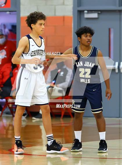 Thumbnail 3 in San Juan Hills vs. Dos Pueblos (Mater Dei Extravaganza) photogallery.
