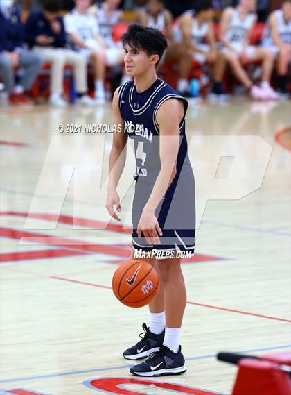 Thumbnail 2 in San Juan Hills vs. Dos Pueblos (Mater Dei Extravaganza) photogallery.