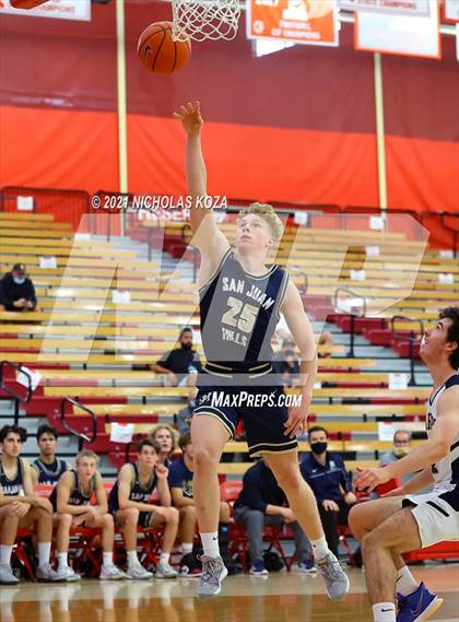 Thumbnail 2 in San Juan Hills vs. Dos Pueblos (Mater Dei Extravaganza) photogallery.