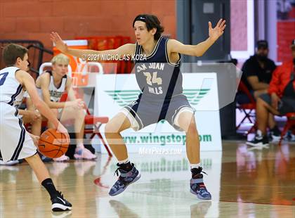 Thumbnail 2 in San Juan Hills vs. Dos Pueblos (Mater Dei Extravaganza) photogallery.
