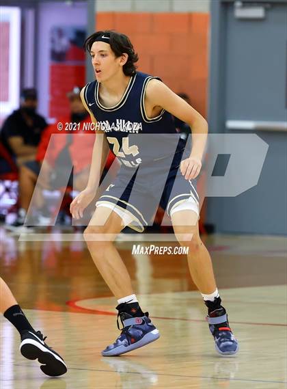 Thumbnail 1 in San Juan Hills vs. Dos Pueblos (Mater Dei Extravaganza) photogallery.