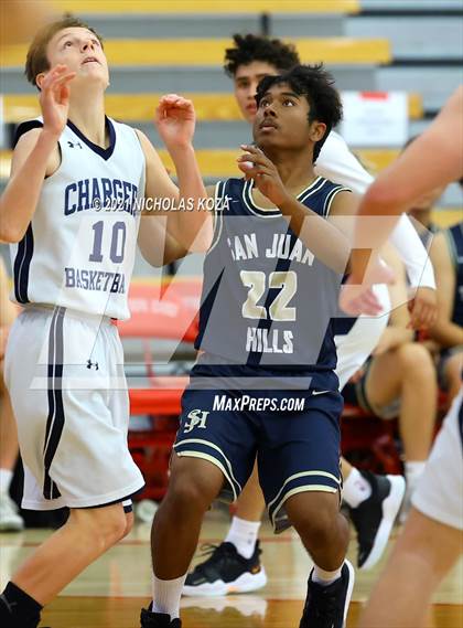Thumbnail 2 in San Juan Hills vs. Dos Pueblos (Mater Dei Extravaganza) photogallery.