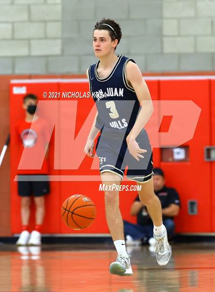 Thumbnail 1 in San Juan Hills vs. Dos Pueblos (Mater Dei Extravaganza) photogallery.
