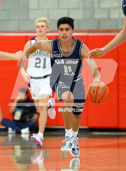 Thumbnail 3 in San Juan Hills vs. Dos Pueblos (Mater Dei Extravaganza) photogallery.