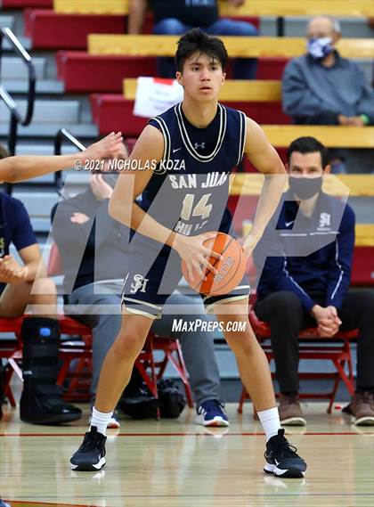 Thumbnail 3 in San Juan Hills vs. Dos Pueblos (Mater Dei Extravaganza) photogallery.