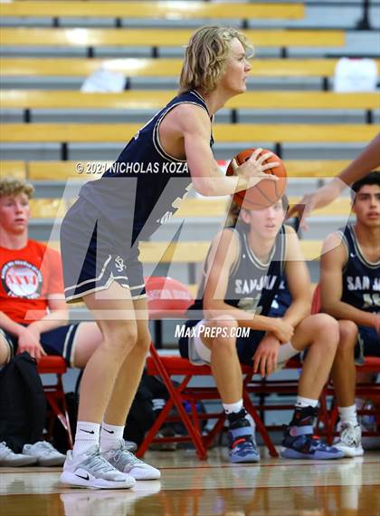 Thumbnail 1 in San Juan Hills vs. Dos Pueblos (Mater Dei Extravaganza) photogallery.