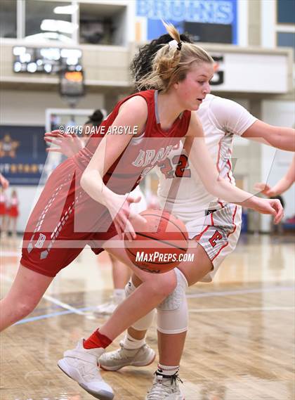 Thumbnail 1 in East vs. Bountiful (UHSAA 5A First Round) photogallery.