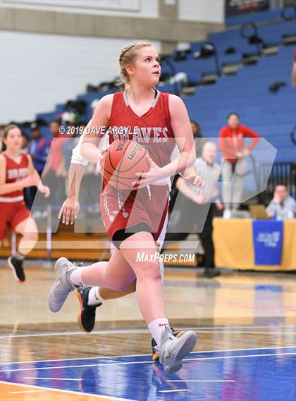 Thumbnail 3 in East vs. Bountiful (UHSAA 5A First Round) photogallery.