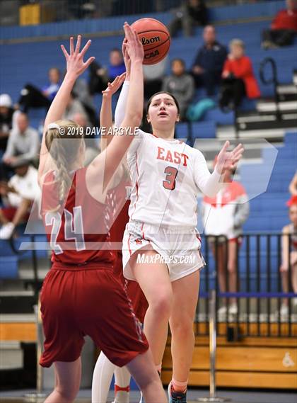 Thumbnail 3 in East vs. Bountiful (UHSAA 5A First Round) photogallery.