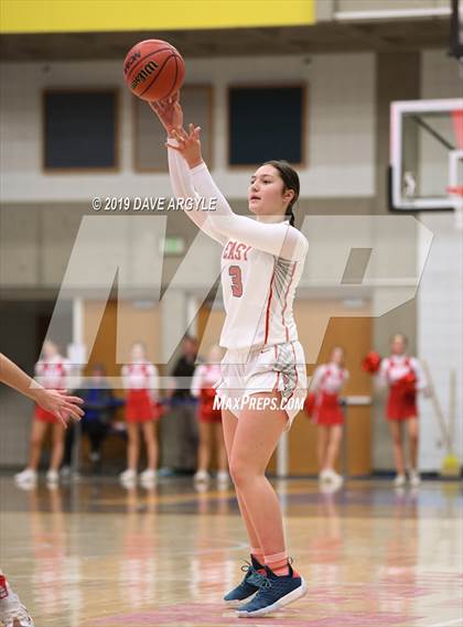 Thumbnail 1 in East vs. Bountiful (UHSAA 5A First Round) photogallery.