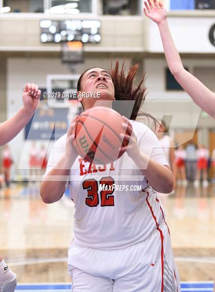 Thumbnail 3 in East vs. Bountiful (UHSAA 5A First Round) photogallery.