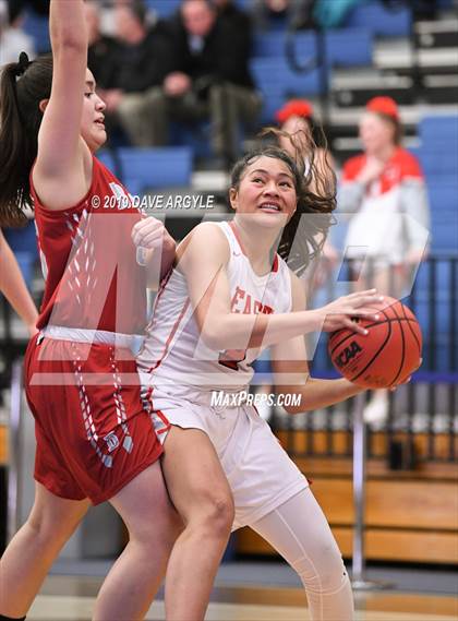Thumbnail 3 in East vs. Bountiful (UHSAA 5A First Round) photogallery.